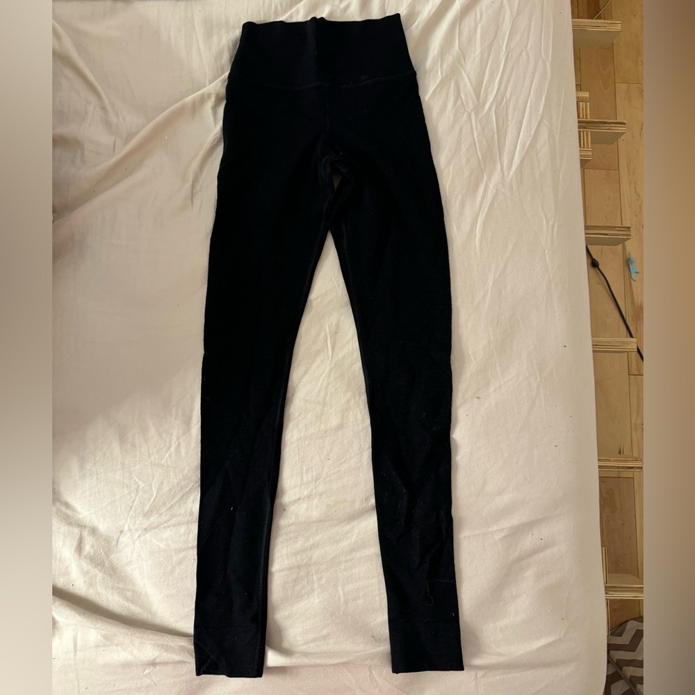 Lululemon black leggings